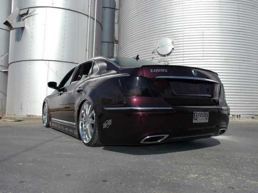  Hyundai Equus Elegant by Mummbles Marketing 2010 года  (фото 4 из 14)
